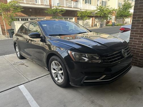 Black 2018 Volkswagen Passat 2.0T S