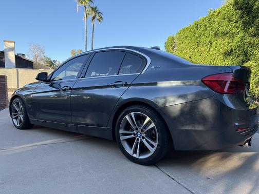2017 BMW 330e iPerformance