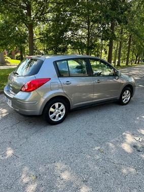 Gray 2012 Nissan Versa 1.8 S