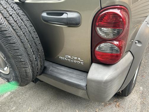 2005 Jeep Liberty Renegade