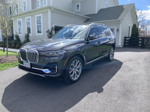 Photo 1 of 9 of 2020 BMW X7 xDrive40i