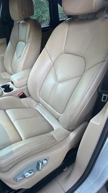 Beige 2021 Porsche Macan Macan