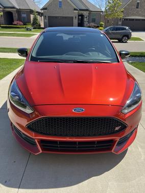 2018 Ford Focus ST Base