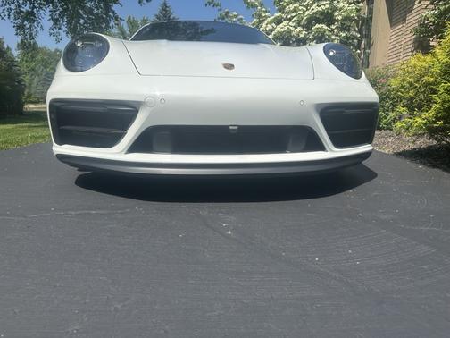 2022 Porsche 911 Carrera 4 GTS