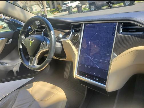 2013 Tesla Model S Base