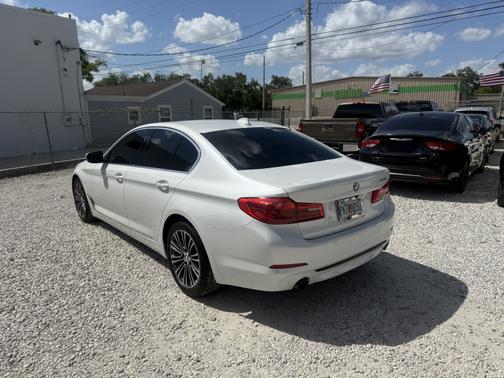 2019 BMW 530 i