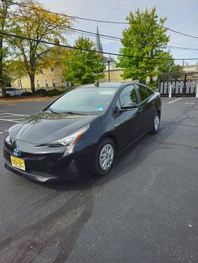 2016 Toyota Prius Two