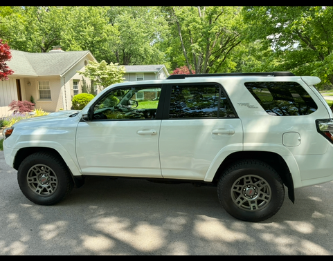 White 2019 Toyota 4Runner TRD Off Road Premium