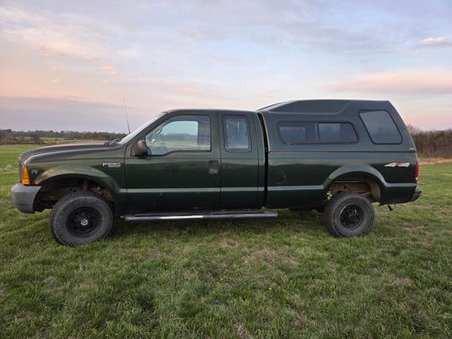 1999 Ford F-250 XL SuperCab Super Duty
