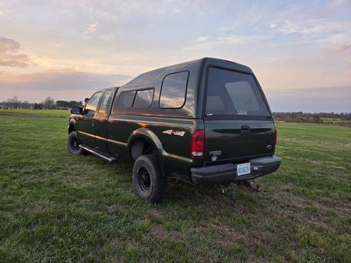 1999 Ford F-250 XL SuperCab Super Duty