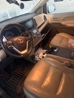 2018 Toyota Sienna XLE