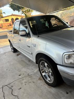 Silver 2003 Ford F-150 XLT SuperCrew