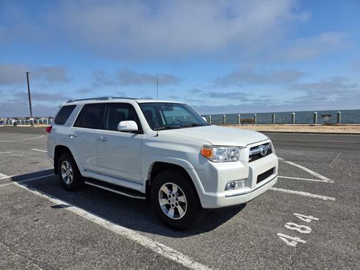 White 2012 Toyota 4Runner Limited