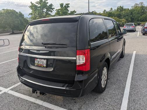 Black 2016 Chrysler Town & Country Touring