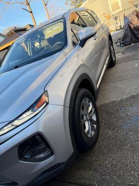 2019 Hyundai SANTA FE SE 2.4