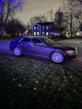 2012 Chrysler 300C Base
