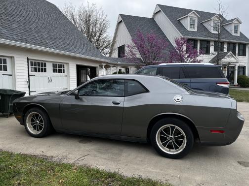 2011 Dodge Challenger Base