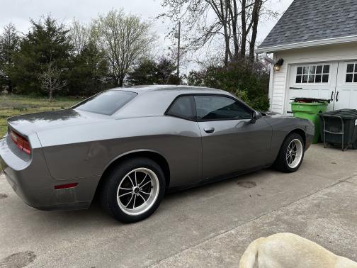 2011 Dodge Challenger Base