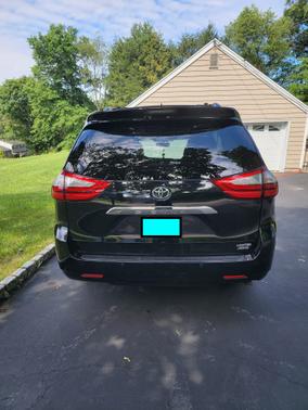 2017 Toyota Sienna Limited Premium
