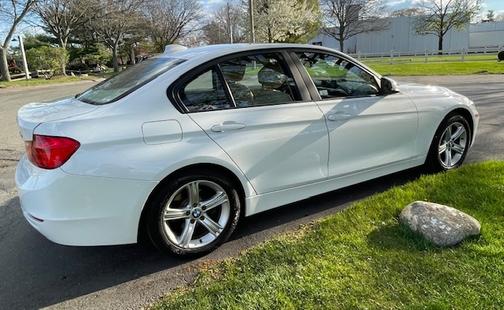 White 2015 BMW 328 i xDrive