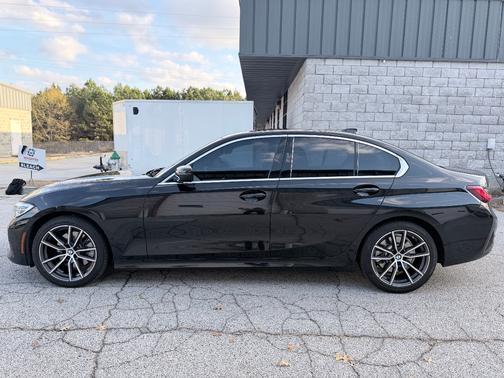 2022 BMW 330 i
