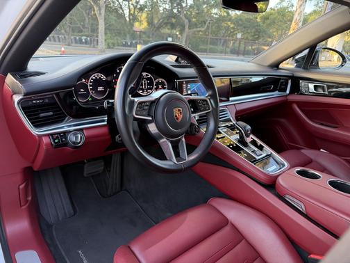 White 2017 Porsche Panamera Panamera 4
