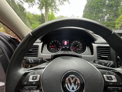 2019 Volkswagen Atlas 3.6L SE w/Technology