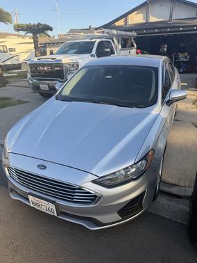 Silver 2019 Ford Fusion Hybrid SE