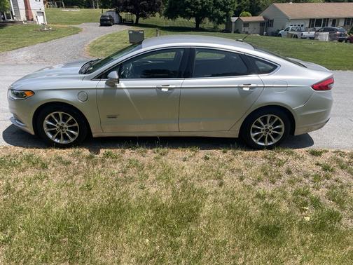 2018 Ford Fusion Energi SE Luxury