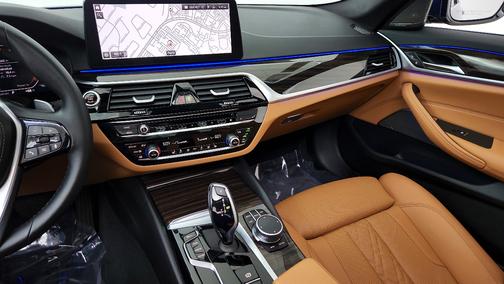 2023 BMW 540 i xDrive