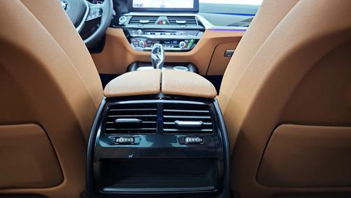 2023 BMW 540 i xDrive