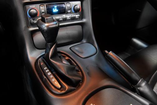 2004 Chevrolet Corvette Base