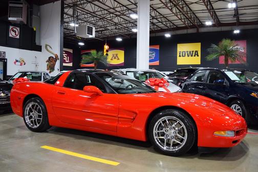 2004 Chevrolet Corvette Base