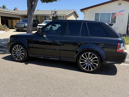 Black 2012 Land Rover Range Rover Sport HSE