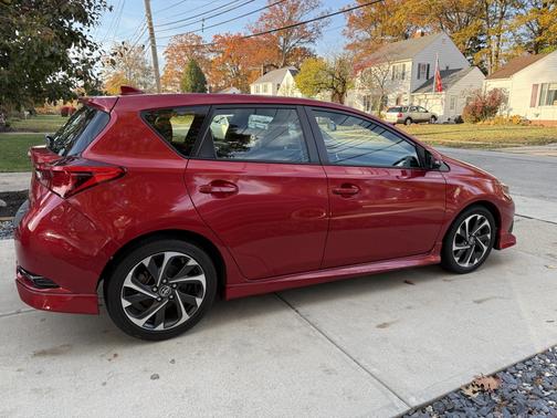 2018 Toyota Corolla iM Base