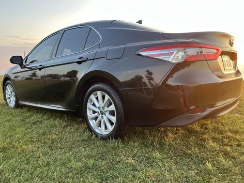 2019 Toyota Camry LE