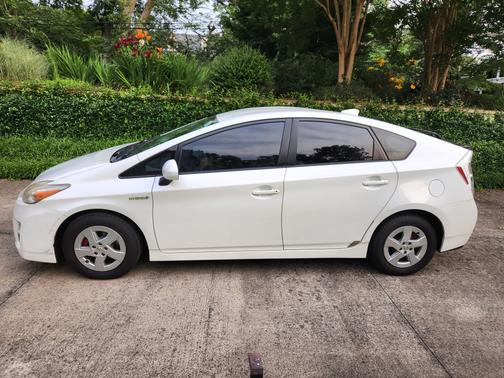 2011 Toyota Prius III