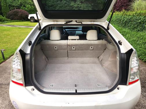 2011 Toyota Prius III