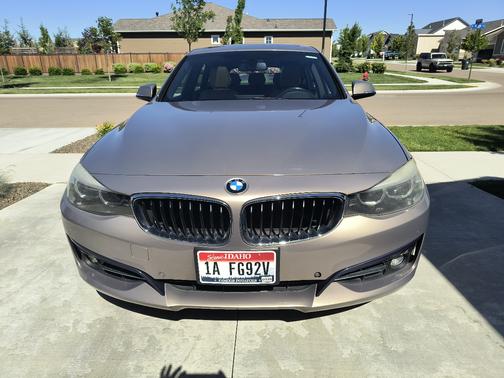 Brown 2018 BMW 330 Gran Turismo i xDrive