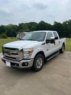 White 2013 Ford F-250 XLT