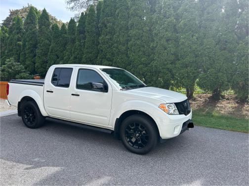 2021 Nissan Frontier SV