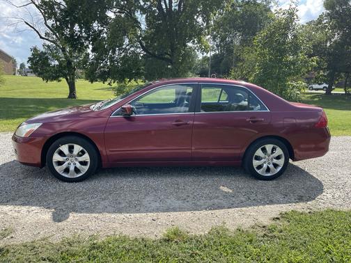 Red 2006 Honda Accord EX-L