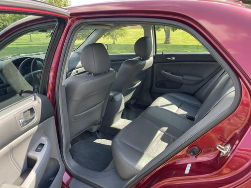 Red 2006 Honda Accord EX-L
