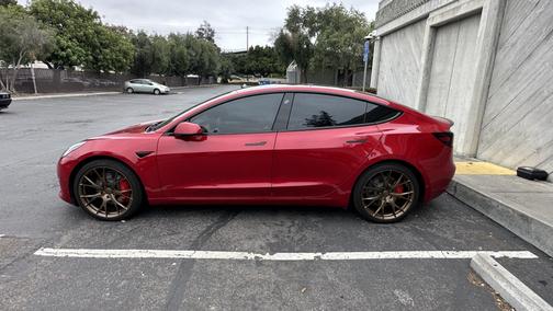 2023 Tesla Model 3 Performance
