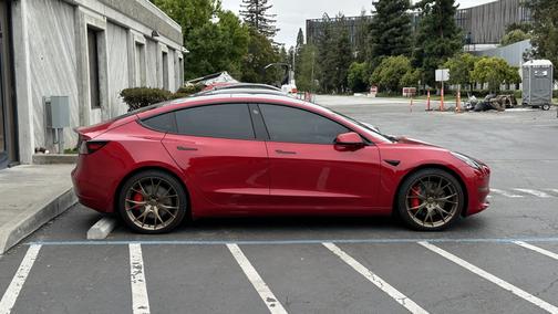 2023 Tesla Model 3 Performance