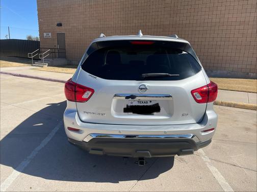 Silver 2019 Nissan Pathfinder SV