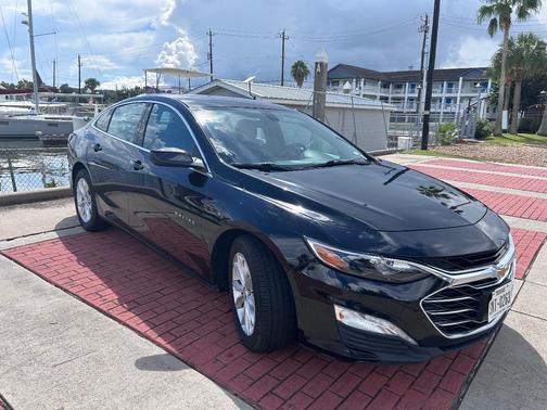 Black 2021 Chevrolet Malibu LT