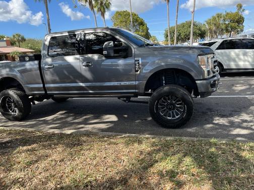 2022 Ford F-350 Platinum