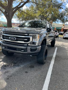 2022 Ford F-350 Platinum