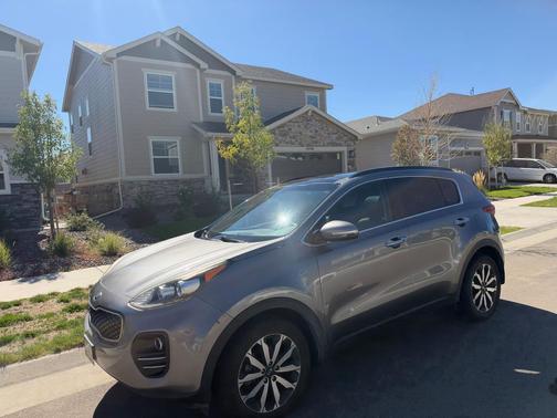 Gray 2019 Kia Sportage EX